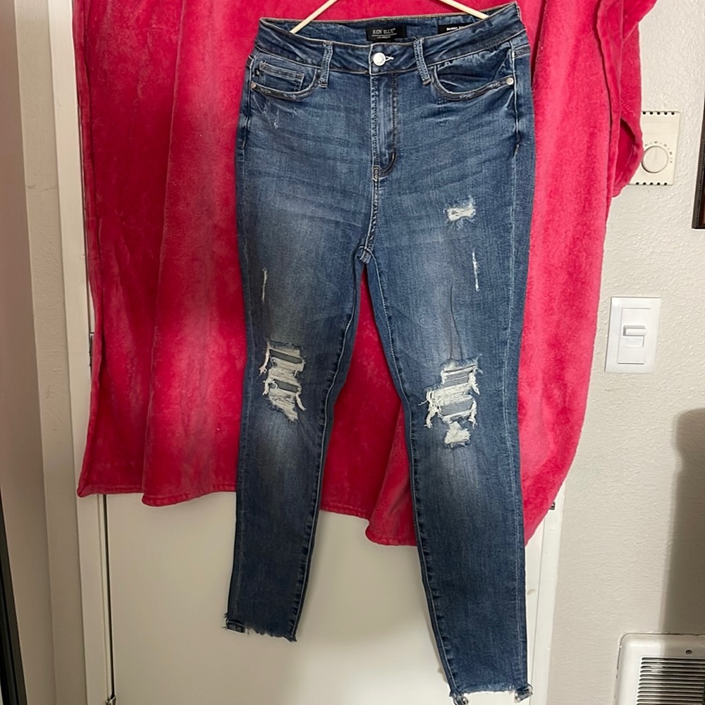 Judy Blue ripped jeans